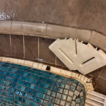 Green Park Havuzunda Kötü Hijyen Ve Yetersiz Tesis Koşulları