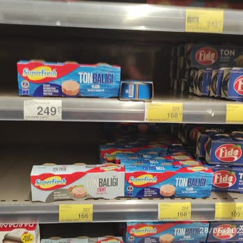 İndirim Etiketiyle Yanıltıcı Ürün Yerleşimi Tüketiciyi Mağdur Ediyor