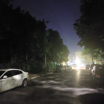 Beylikdüzü'nde Sokak Aydınlatmaları Aylarca Onarılmıyor