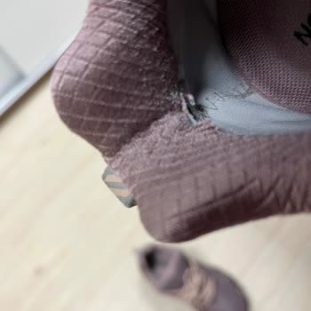 Garanti Reddedilen Ayakkabının File Kısmı Kısa Sürede Söküldü