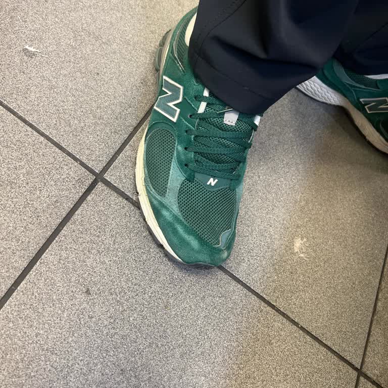 New Balance Ayakkabımın Rengi Kendiliğinden Soldu Mağduriyetim Giderilmiyor