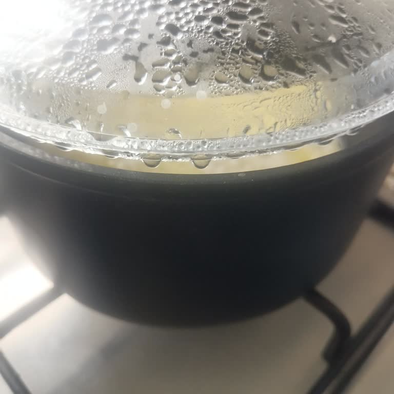 Aldığım Tencerenin Kapağı Tam Kapanmıyor, Bir Daha Alışveriş Yapmam