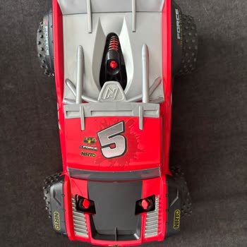 Uzaktan Kumandalı Oyuncakta Şarj Süresi Sorunu Ve İade Talebi