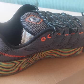 SPX Merrell Ayakkabılarda 6 Ayda Taban Ve Kumaş Açılması, Müşteri Hizmeti Yetersizliği