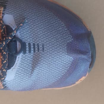 SPX Merrell Ayakkabılarda 6 Ayda Taban Ve Kumaş Açılması, Müşteri Hizmeti Yetersizliği