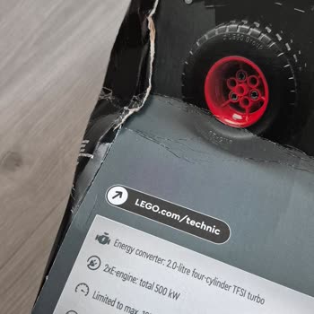 Zarar Görmüş Lego Technic Hediyesi Ve Yetersiz Değişim Desteği Mağduriyeti