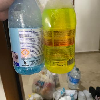 A101 Kapıda Siparişimde Deterjan Akıntısı Nedeniyle Ekmek Küflendi, İade Talebim Sonuçlanmadı