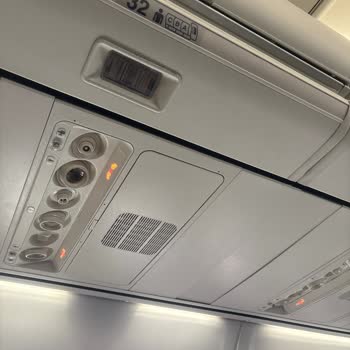 Uçuş Ertelendi, Koltuk Numarası Değiştirildi, Mağdur Oldum