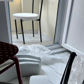 Defective Table and Chair Set Received from Trendyol Seller