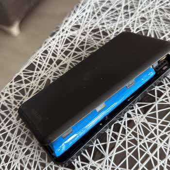 Philips Power Bank Şişti Ve Patlama Riski Oluştu