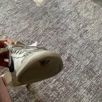 Kısa Sürede Yıpranan Ayakkabı Ve Müşteri Memnuniyetsizliği