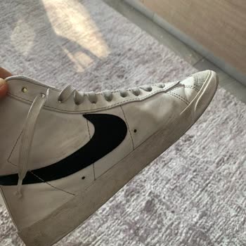 Kısa Sürede Yıpranan Ayakkabı Ve Müşteri Memnuniyetsizliği