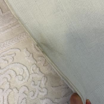 Yıkamadan Gelen Halımda Lekeler Ve İletişim Sorunu