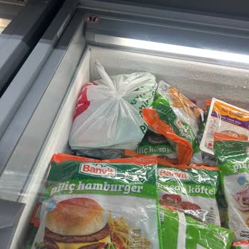 BİM Market Personelinin İndirimli Ürünleri Kendine Ayırması Mağduriyet Yaratıyor