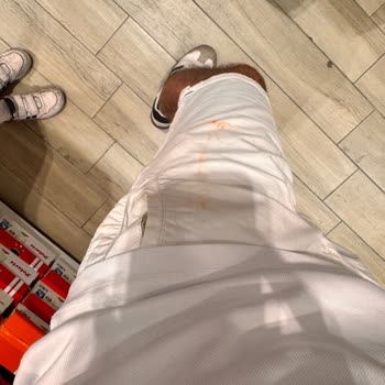 Filo Mağazasından Alınan Poşet Şortumu Mahvetti Personel İlgisiz Kaldı