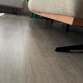 Aldığımız Koltuk Takımı Geç Ve Hasarlı Geldi Farklı Ürün Teslim Edildi