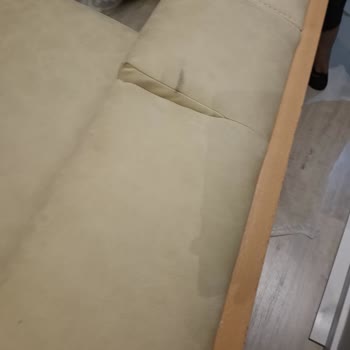 Aldığımız Koltuk Takımı Geç Ve Hasarlı Geldi Farklı Ürün Teslim Edildi