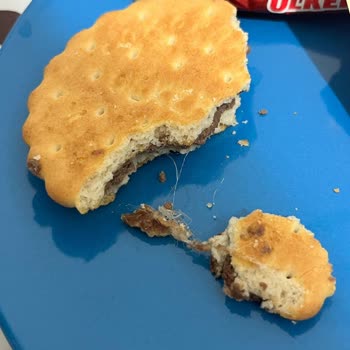 Ülker Çokoprens Bisküvisinde Yabancı Maddeyle Karşılaştık, Güvenimiz Sarsıldı