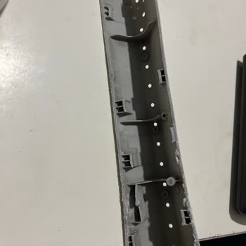 Hoover 13 Kg Kurutmalı Çamaşır Makinesinde Plastik Tutucu Sorunu Ve Servis Mağduriyeti