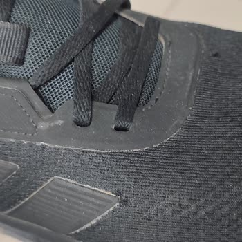 Kısa Sürede Yırtılan Ayakkabıya Destek Alamıyorum