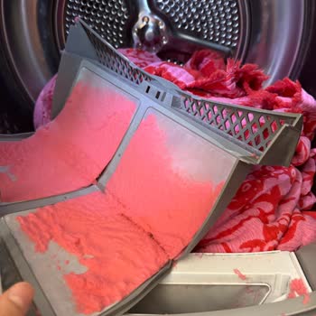 Pike Nedeniyle Evim Pembe Tozla Kaplandı, Mağaza Çözüm Sunmadı