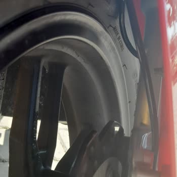 ABS Fren Kablosu Sorunu Nedeniyle Motosikletimin Yenisiyle Değiştirilmesini İstiyorum