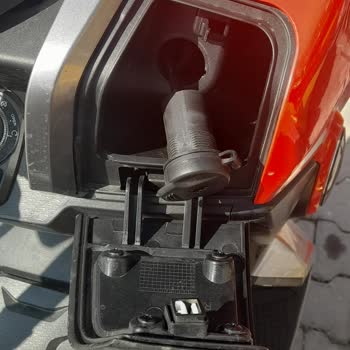 ABS Fren Kablosu Sorunu Nedeniyle Motosikletimin Yenisiyle Değiştirilmesini İstiyorum