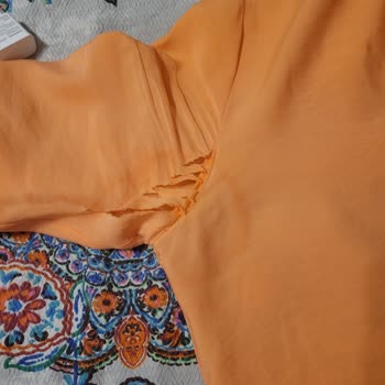 Yeni Alınan Tunik İlk Giyimde Yırtıldı
