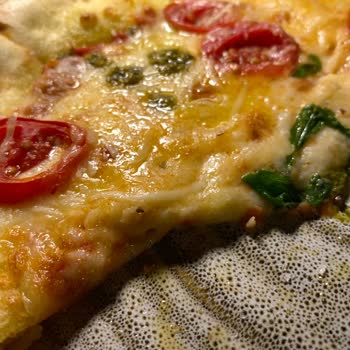 Maare Restaurant & Cocktail Bar Pizzada Pişmiş Bir Sinek Vardı