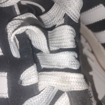 Adidas Ayakkabıda Hızlı Tüylenme Ve Renk Akması Mağduriyeti