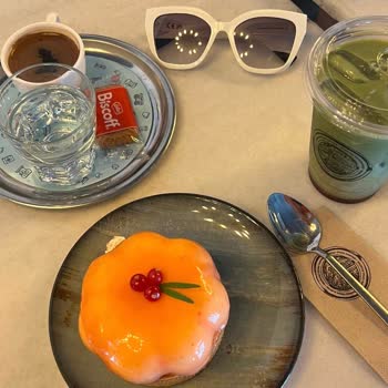 Kahveden Kıl Çıktı, Özür Yerine İlgisizlik Gördüm