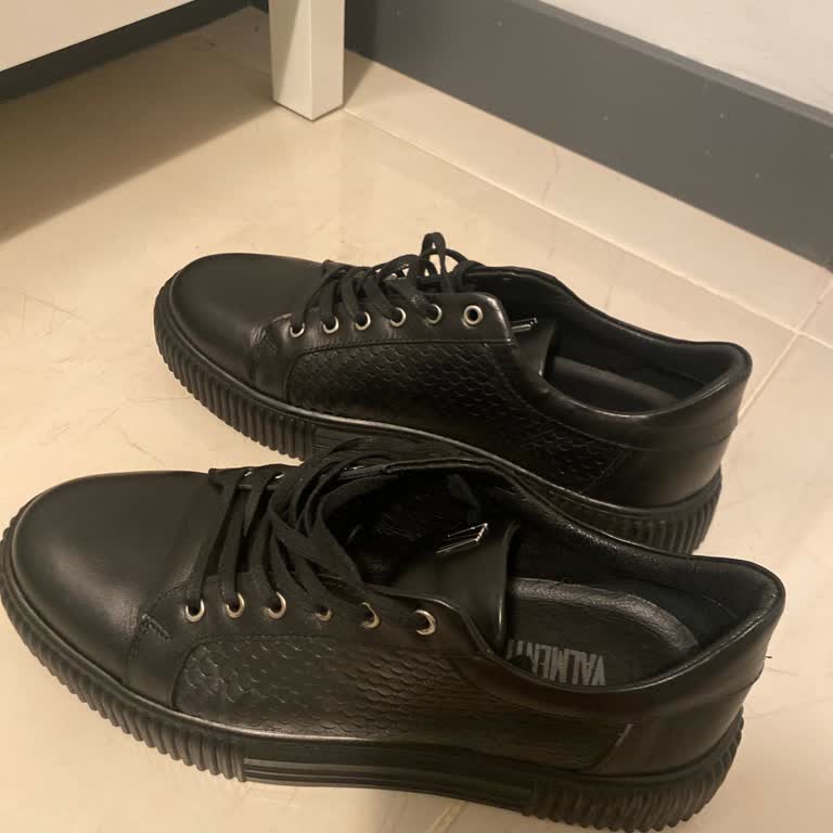 Kemal Tanca Aldığım Ayakkabıda Sorun ve Mağaza Müdürünün Olumsuz Tutumu