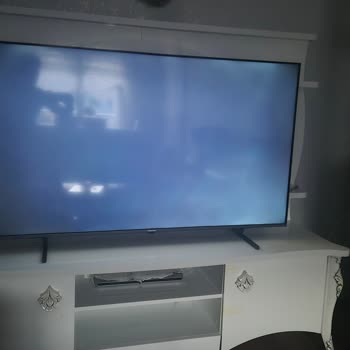 Yeni Grundig TVde Köşelerde Kararma Ve Işık Sızması Sorunu