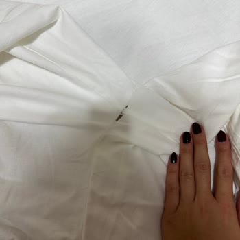 Satın Aldığım Pantolonda Hijyen Sorunu Ve Mağaza Personelinin İlgisizliği