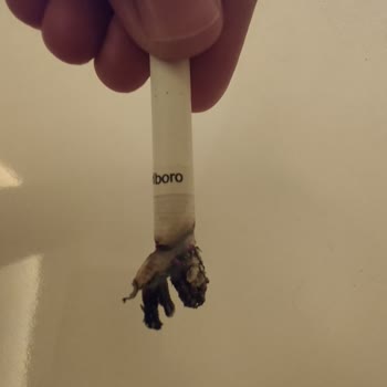 Marlboro Edge Sigaralarında Sürekli Parça Sorunu Ve Maddi Zarar