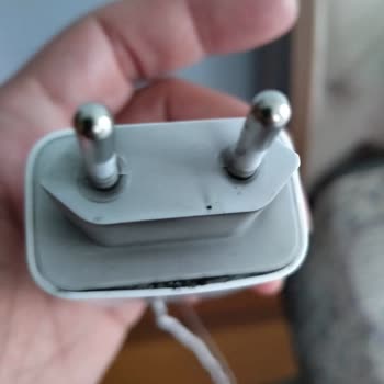 İnfinix Telefonumun Şarj Aleti Aniden Patladı Orijinal Şarjı Artık Kullanamıyorum