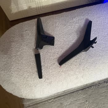 LG TV'nin Ayağı Kırıldı, Ekran Hasar Gördü: Güven Kaybı Ve Mağduriyet