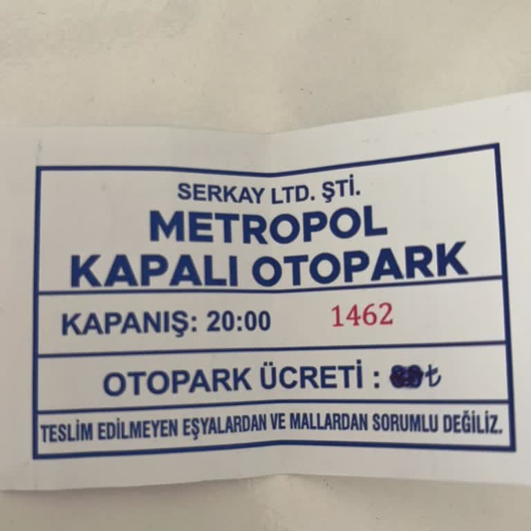 Metropol Otopark Mersin İçerisi Çok Dar Ve Karanlık!