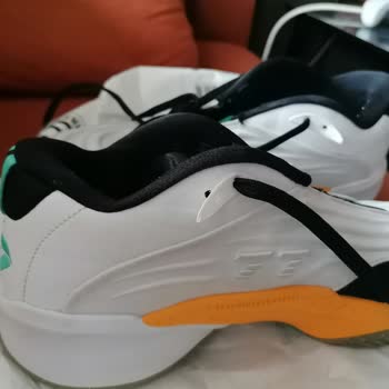 Yüksek Fiyatlı Ayakkabıda Kısa Sürede Yaşanan Sorun Ve Garanti Reddi