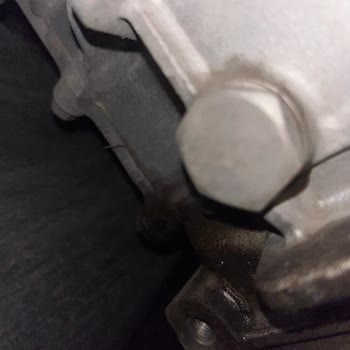 Yetkili Servisin Yağ Kaçağı Sorununa Yetersiz Yaklaşımı