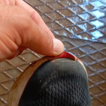 FLO Mağazasında Garanti Reddi Ve Müşteri Mağduriyeti