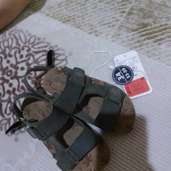 Aldığım Ayakkabıda Kalite Kontrol Eksikliğiyle Hayal Kırıklığı