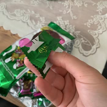 Aldığım Çikolatanın İçinden Boş Ambalaj Paketi Çıktı, Hayal Kırıklığı Yaşadım