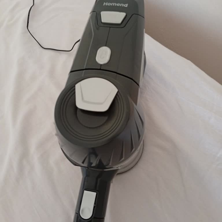 Süpürge Hem Çekmiyor Hem De Kutusu Hasarlı Geldi