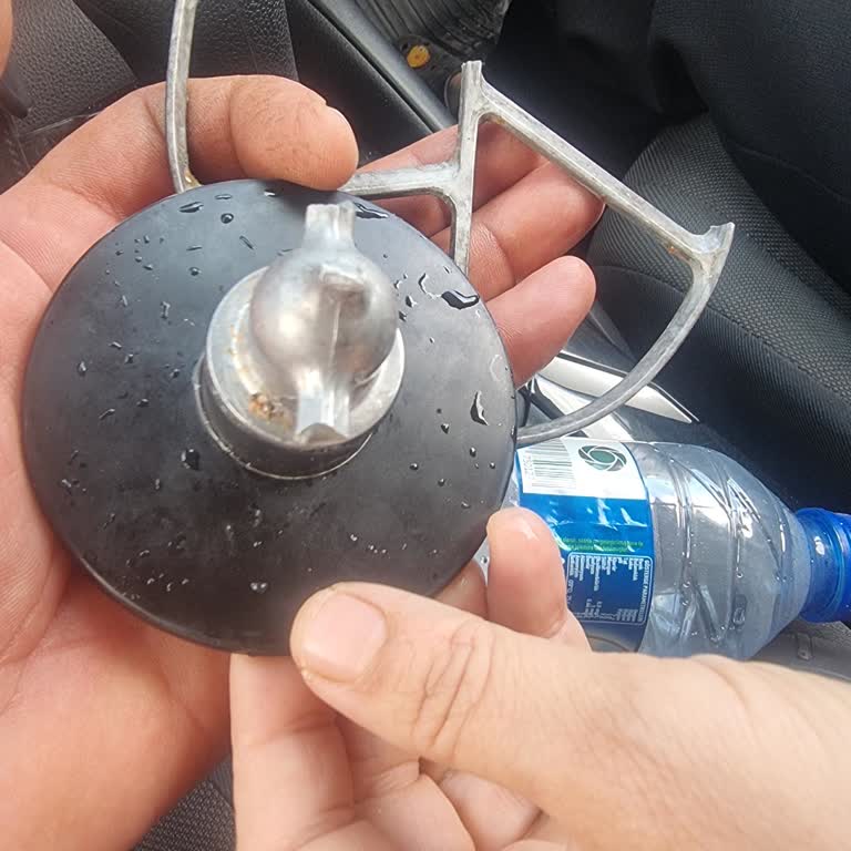 Sinbo Hamur Yoğurma Makinası Aparatı Kırıldı, Yedek Parça Bulunamıyor