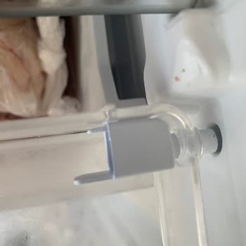 Garanti Kapsamındaki Derin Dondurucu Aparat Sorununda Yetersiz Destek