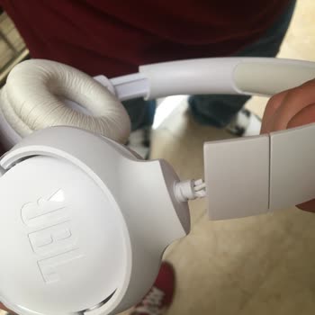 Kulaklık Başı Yerine Tam Oturmuyor, Destek Bekliyorum