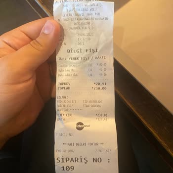 Sipariş Verdiğim Dondurma Erimiş Ve Çözüm Sunulmadı