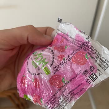 Aldığım Lollipop'un İçinden Kıl Çıktı, Hijyen Sorunu Yaşadım