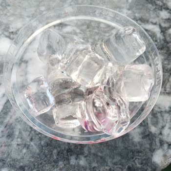 Mackbear Coffee Bubble Tea'de Hayal Kırıklığı: Buz Dolu Bardak, Eksik İçecek!